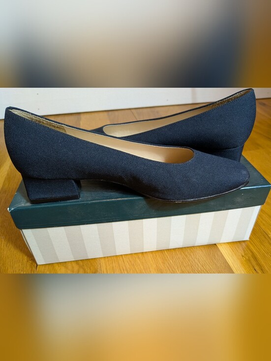 Naturalizer Shoes - Vintage Naturalizer Clayton1 Indigo Pumps